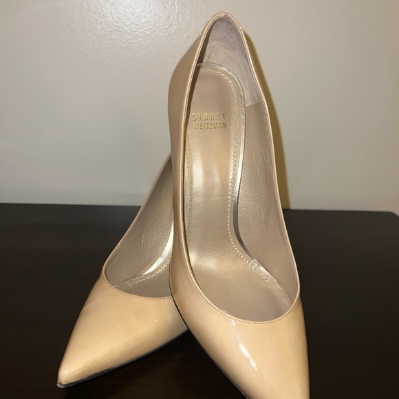 Stuart Weitzman size 10 - Can be worn to the office or out with friends. - Picture 9 of 12